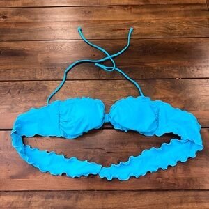 NWOT. Victoria’s Secret Blue Ruffled Bikini Top. Size Small.